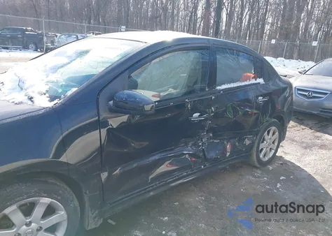 2011 Nissan Sentra 2.0Sr из США, поврежденный, VIN 3N1AB6AP9BL639337